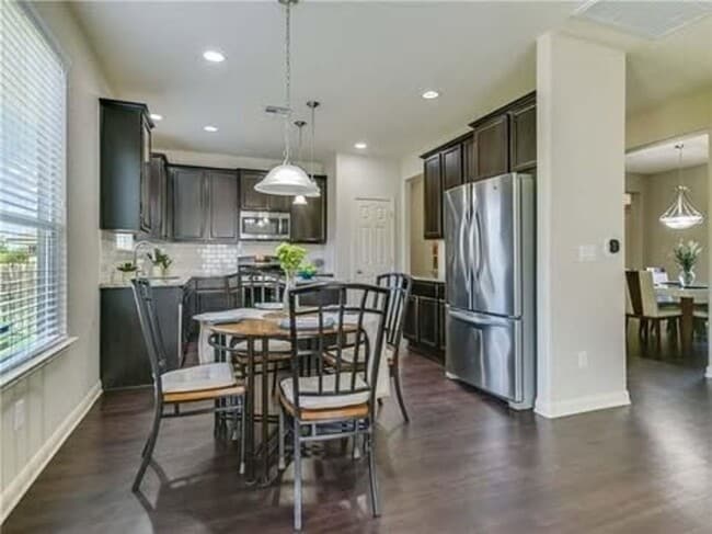 Building Photo - 201 Paul Azinger Ct