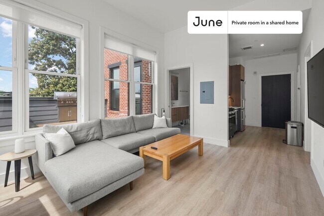 Building Photo - Room in Shared 3 bed/2 bath home in Dupont Circle