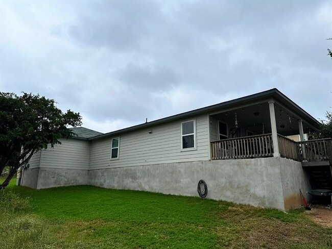 Building Photo - 3641 High Mountain Dr
