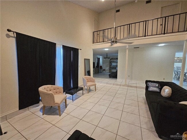 Building Photo - 3116 S Casa Linda St