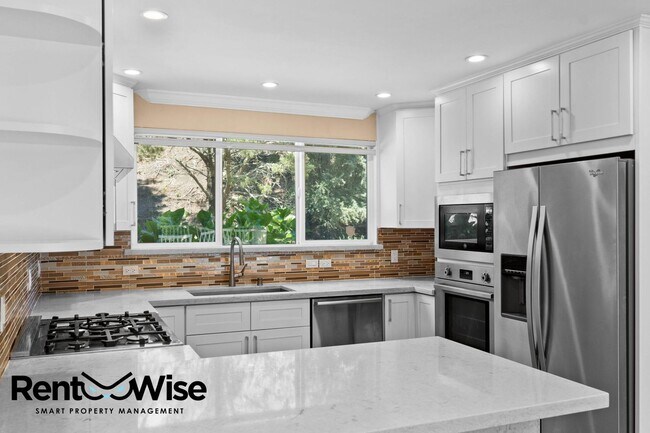 Foto del edificio - 74 Farview Ct