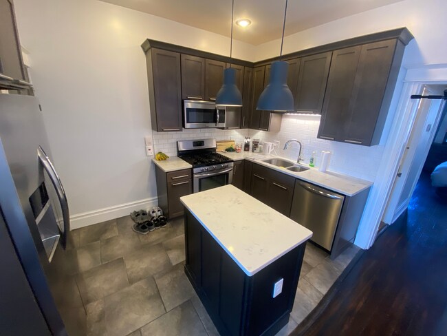 Building Photo - 4249 Chouteau Ave