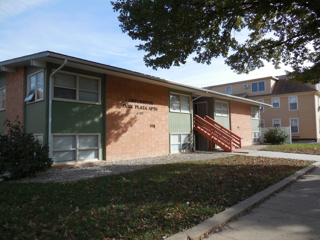 Primary Photo - 422 N 11th St