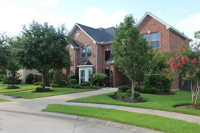Building Photo - 8807 Stowe Creek Ln
