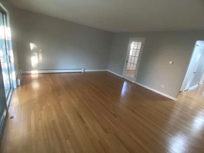 Foto del edificio - 1353 Perry St