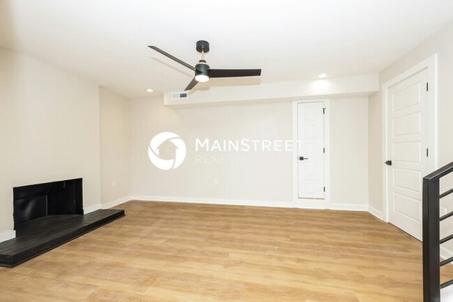 Foto del edificio - 3 Bedroom Pet-Friendly Home in Nashville, ...