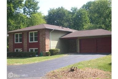 Foto del edificio - 8904 Grass Valley Ct