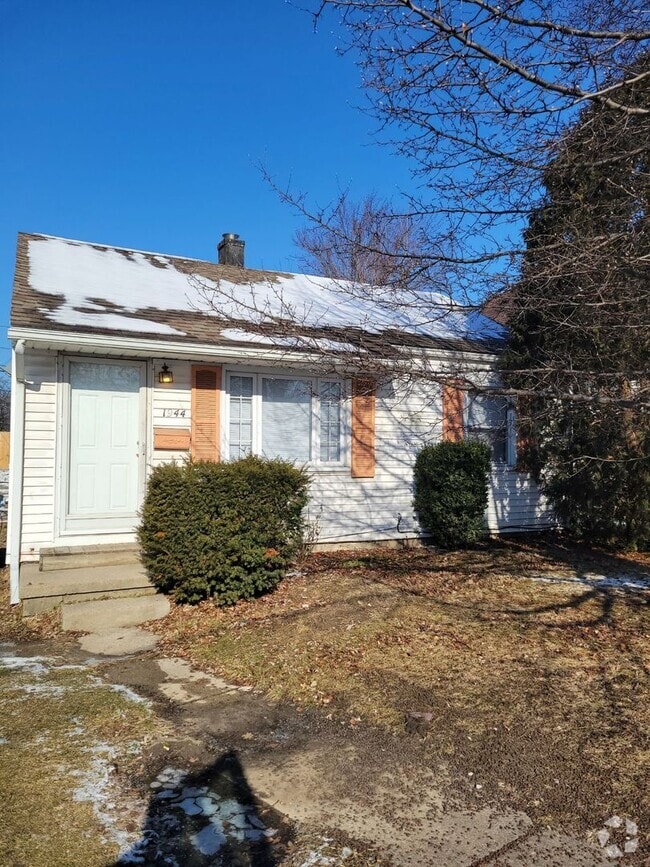 Building Photo - 1944 Meadowlark Ave
