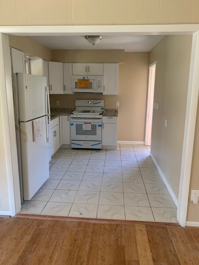 Building Photo - 6719 Ransome Dr