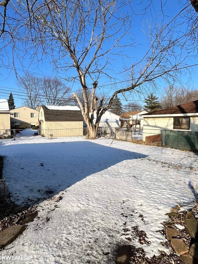 Foto del edificio - 31287 Mc Namee St