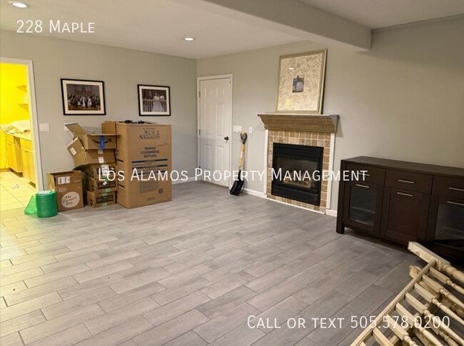 Foto del edificio - 228 Maple-