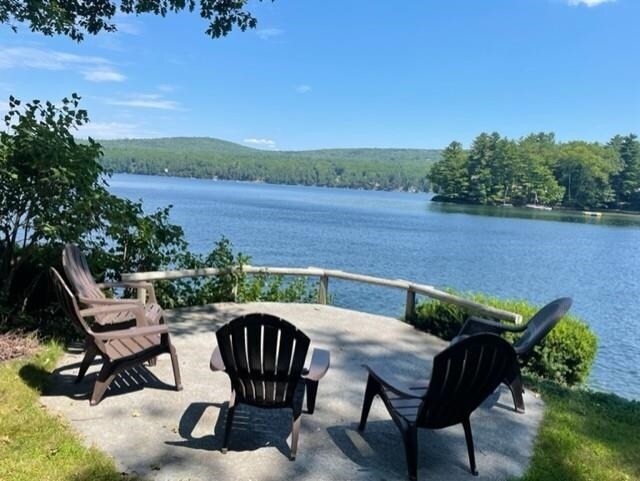 Foto del edificio - 93 Lakewood Manor Rd