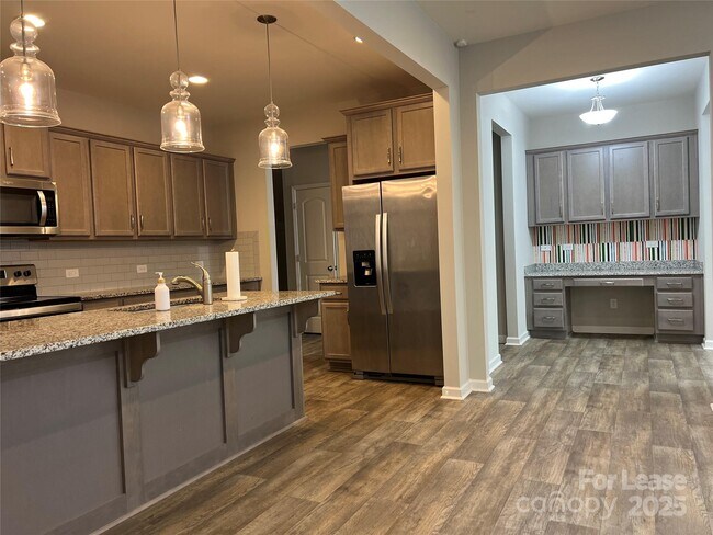 Foto del edificio - 8637 River Ridge Dr
