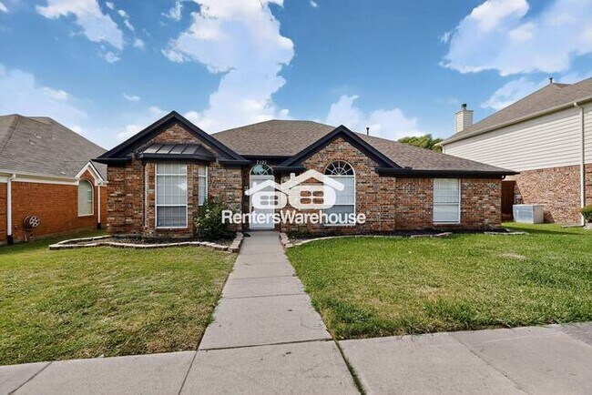 Building Photo - MOVE IN READY Frisco Home