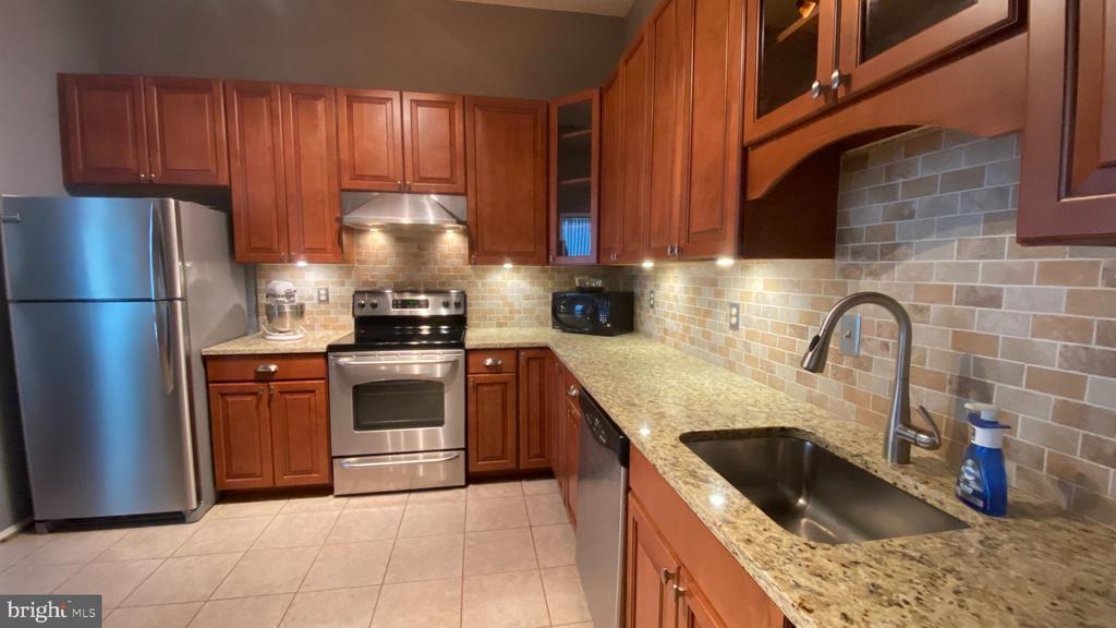 Primary Photo - 11620 Ivystone Ct
