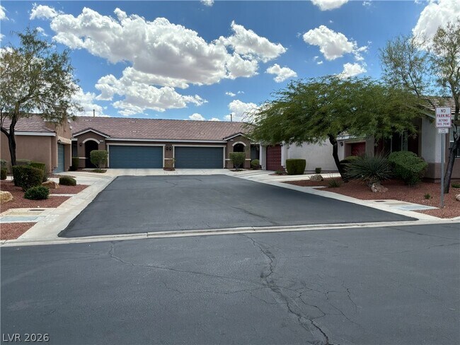 Foto del edificio - 5415 Blue Oat Ave