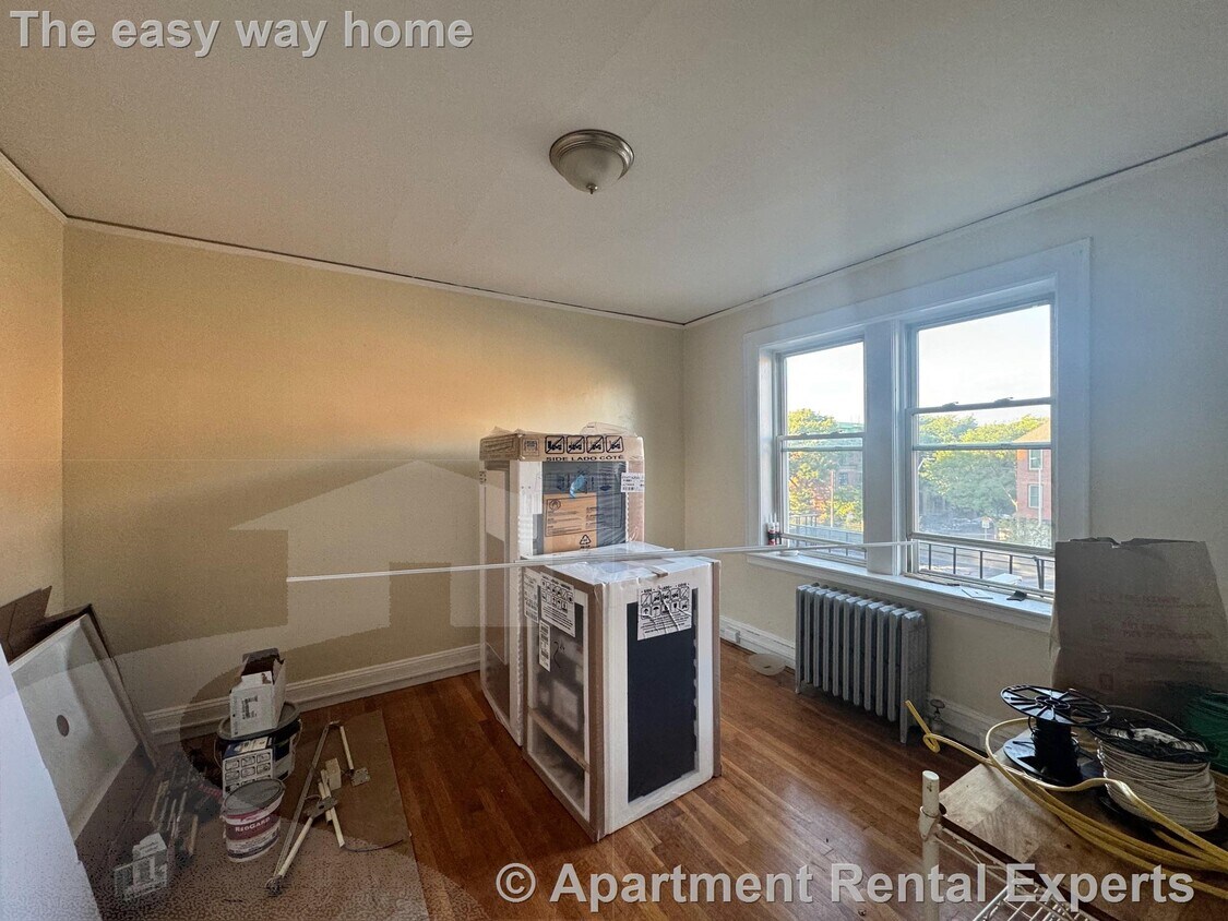 Foto principal - 4 Cogswell Ave