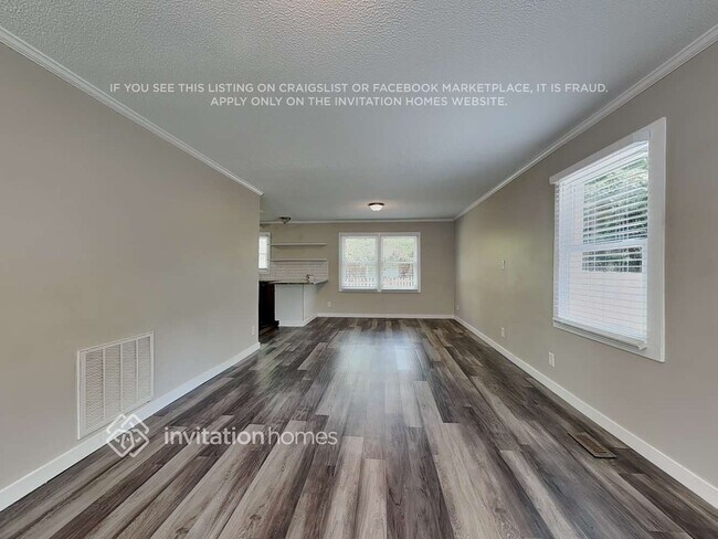 Foto del edificio - 3600 Barcelona Ave