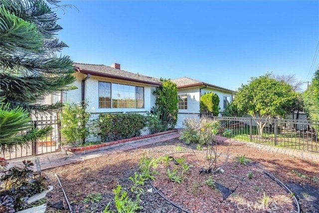 Foto del edificio - 6119 Tampa Ave