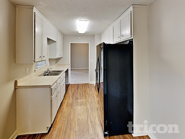 Foto del edificio - 5272 Ferry Creek Ln