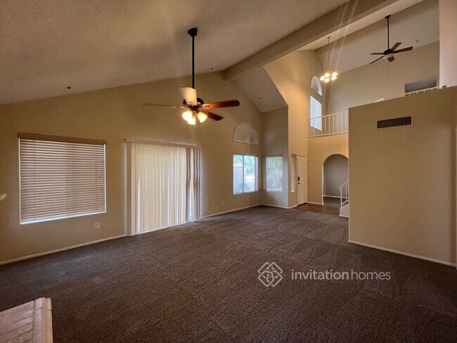 Building Photo - 9207 E Camino Del Santo