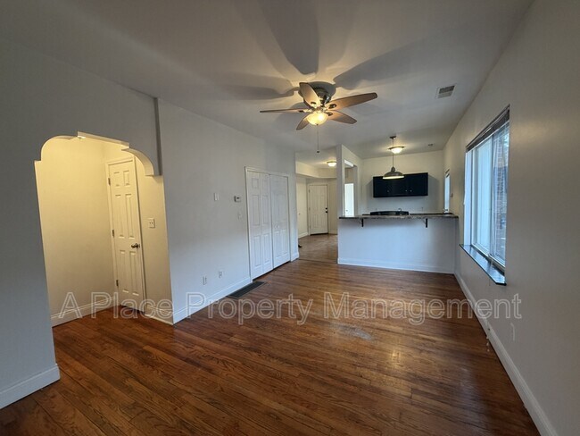 Foto del edificio - 6318 Cabanne Ave