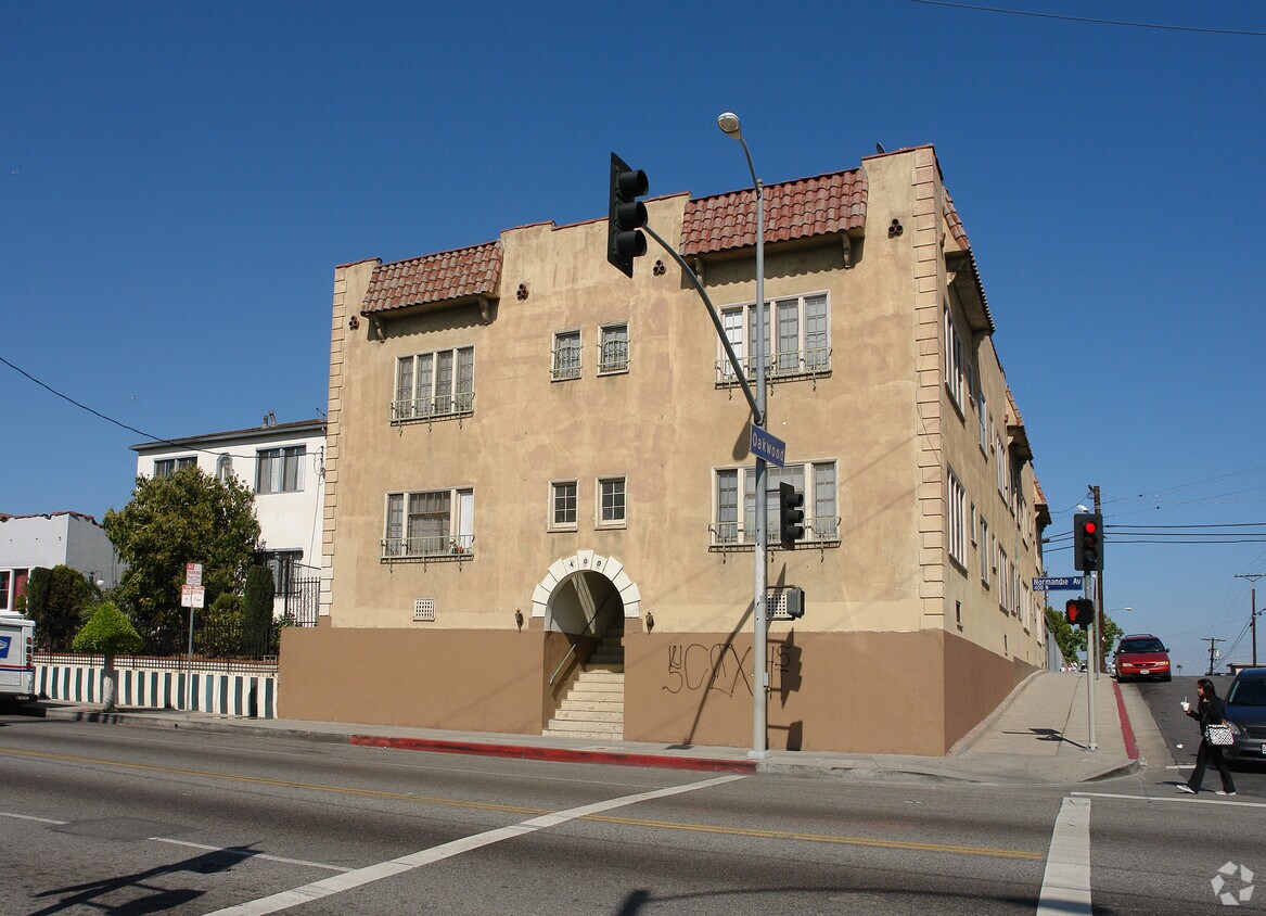 Foto del edificio - 400 N Normandie Ave