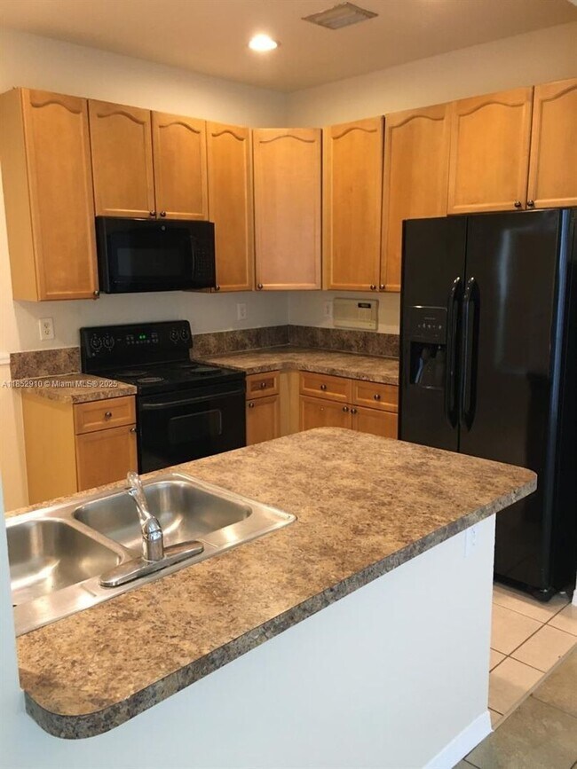 Foto del edificio - 3361 Merrick Ln