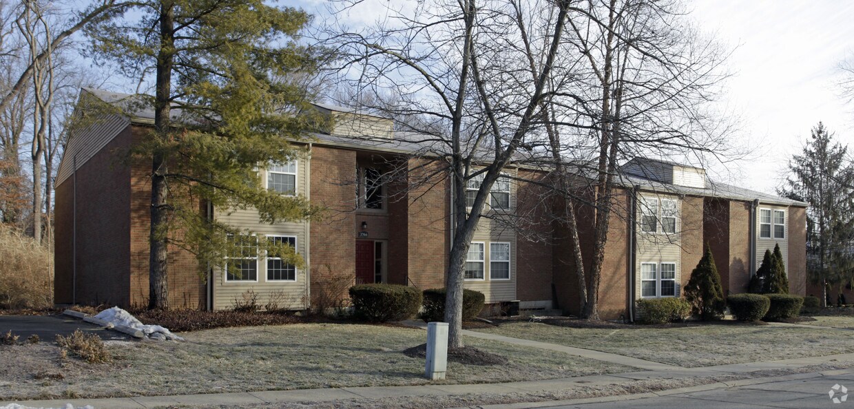 Building Photo - 3768 Ashworth Dr