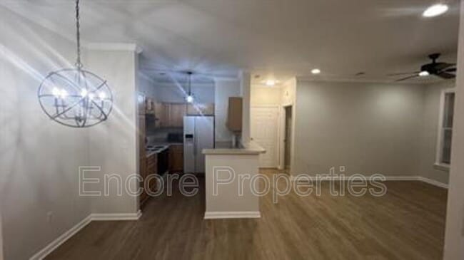 Building Photo - 800 W Savannah Rdg Rd