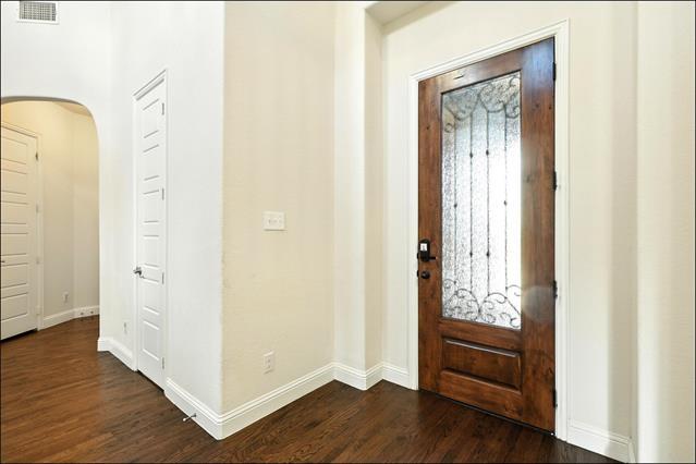 Foto del edificio - 1733 Adalina Dr