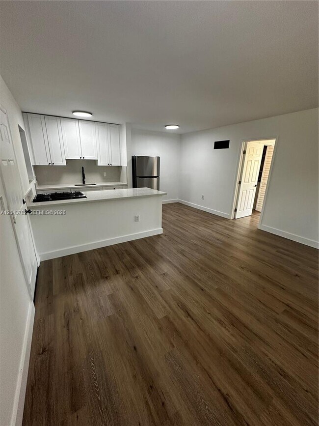 Foto del edificio - 1255 W 49th Pl