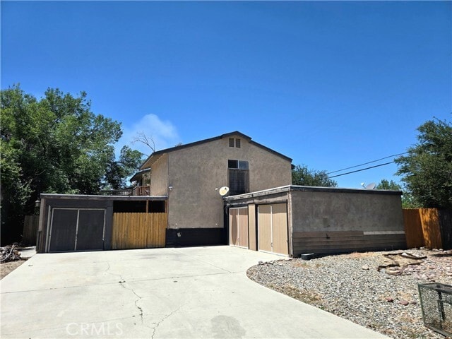Building Photo - 853 Douglas Ct
