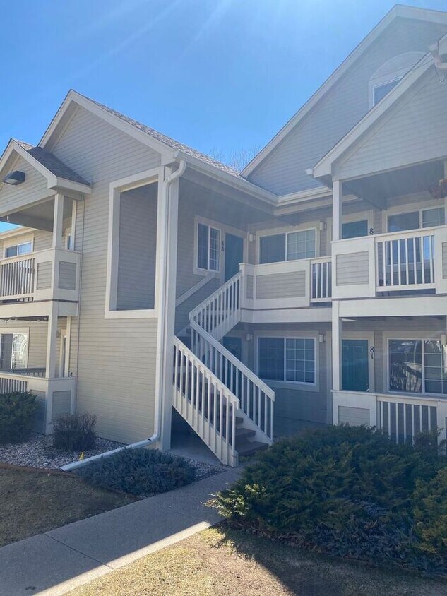 Primary Photo - Nice 2nd Floor 2 Bed 2 Bath Condo