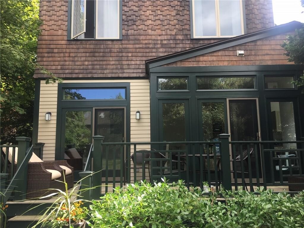 158 Narragansett Ave Unit 1C, Newport, RI 02840 Condo for Rent in