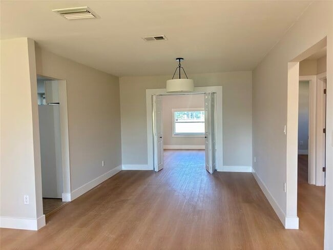 Foto del edificio - 10935 Gable St