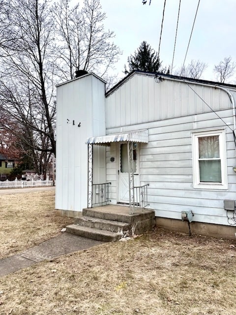 Building Photo - 512 Grand St