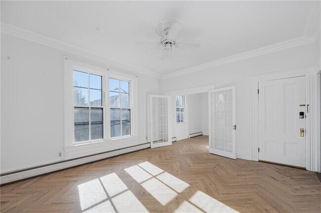 Foto del edificio - 89 Oak St