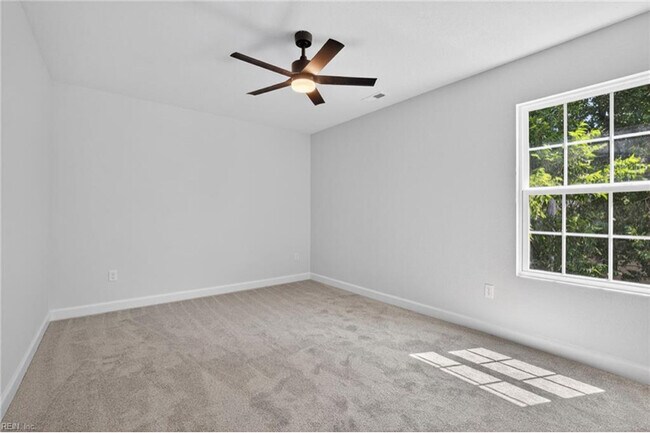 Foto del edificio - 701 W 29th St