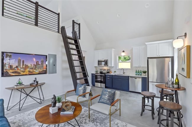 Photo - 496 Glenwood Pl SE House