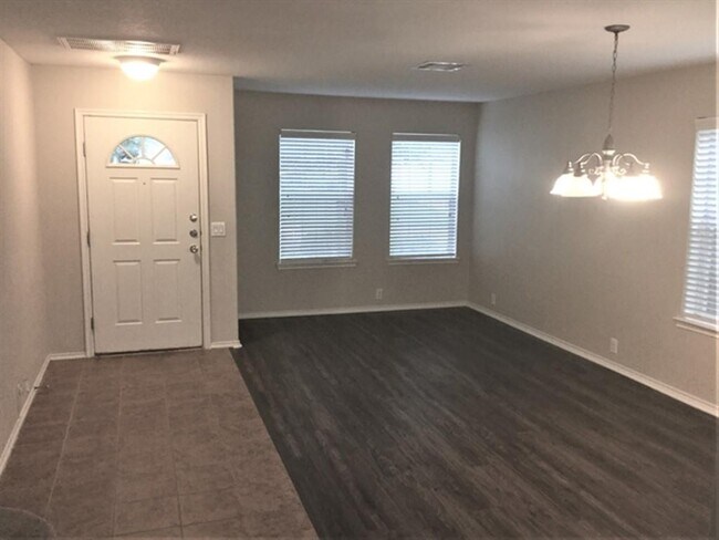 Foto del edificio - 4606 Woodspring Glen Ln