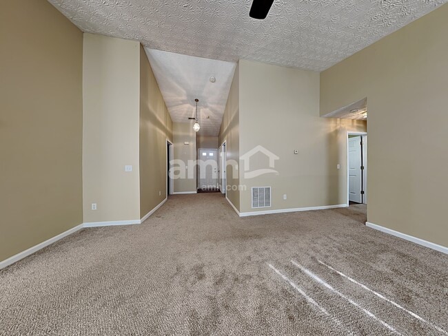 Building Photo - 2855 Greystoke Dr