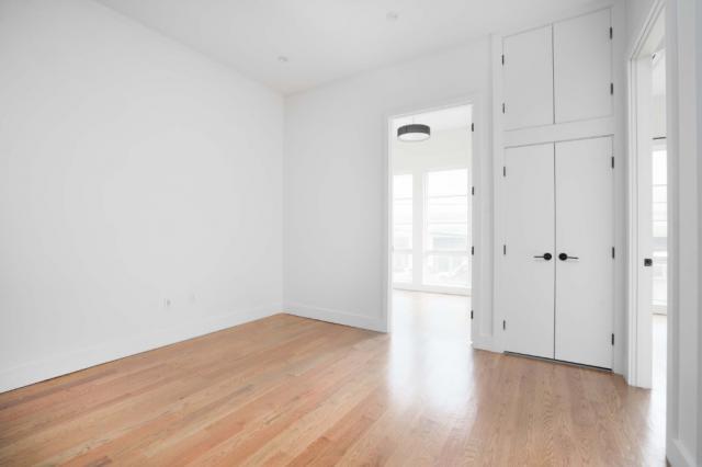 Foto del edificio - 2 bedroom in Bronx NY 10454