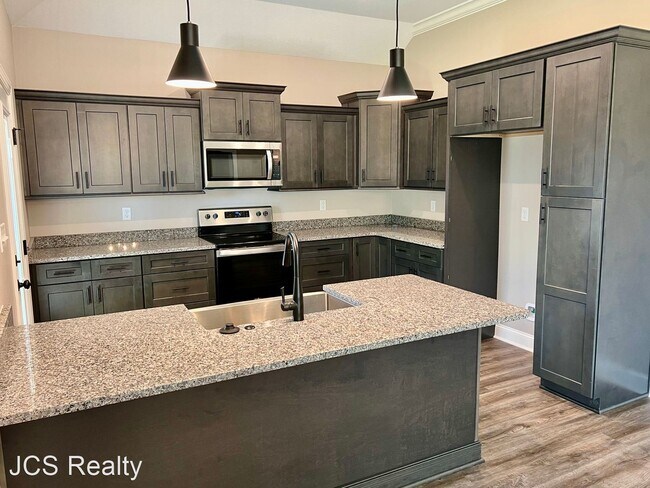 Building Photo - 3 br, 2 bath House - 4737 Edgemont
