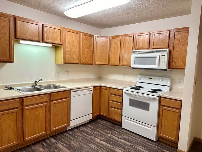 Foto del edificio - 1 Bedroom - South Fargo
