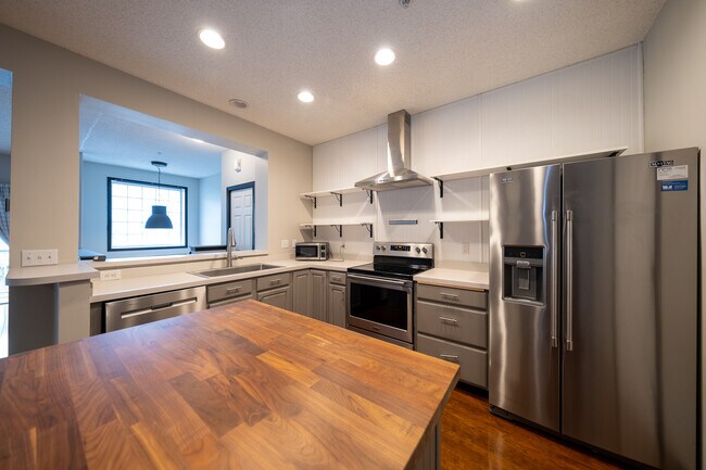 Foto del edificio - 13858 52nd Ave N