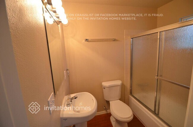 Foto del edificio - 1801 S 262nd Pl