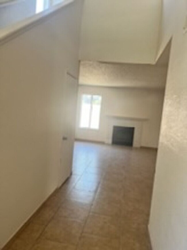 Foto del edificio - South Bakersfield Home