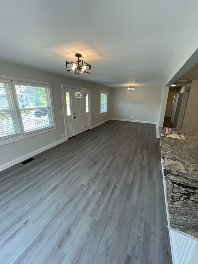 Photo - 241 Madison Ave (Glen Carbon, IL)