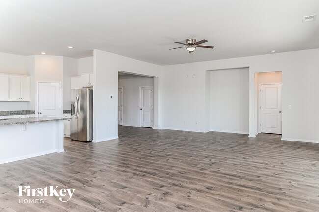 Foto del edificio - 405 Ribiero Dr